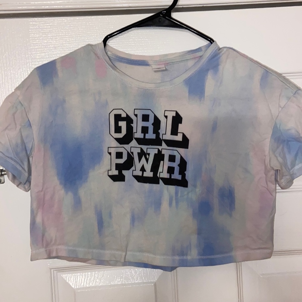 Girl power crop